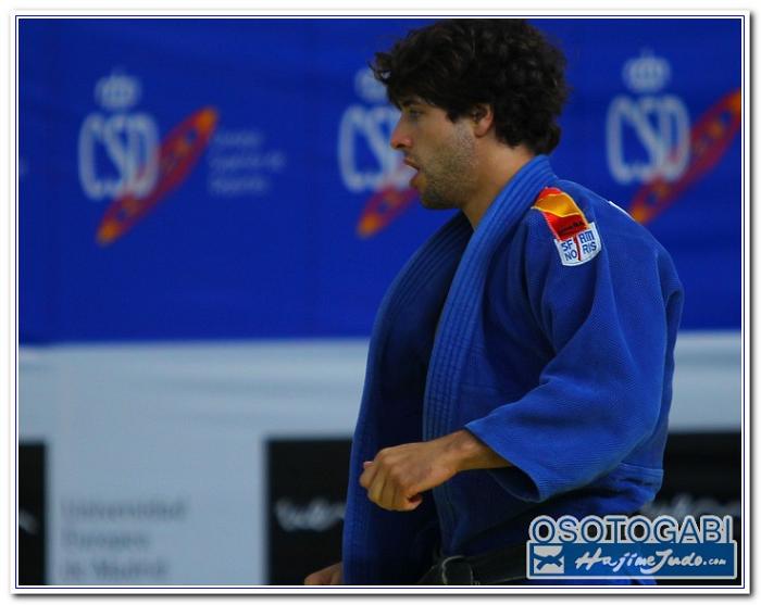 CEU 2011 100010